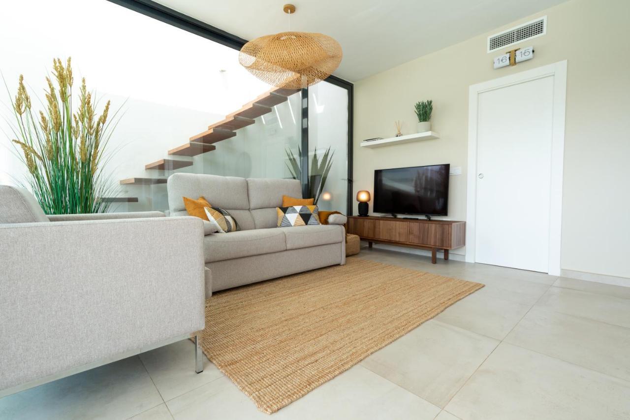 Luxe Nieuwbouw Penthouse Op 600 M Van Het Strand! Los Nietos Luaran gambar