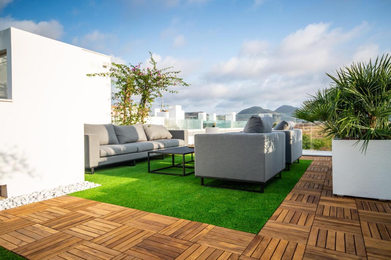 Luxe Nieuwbouw Penthouse Op 600 M Van Het Strand! Los Nietos Luaran gambar